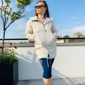 Helly Hansen JPN Feminine Ivory Cream Hood Long Midi Windbreaker Raincoat Jacket